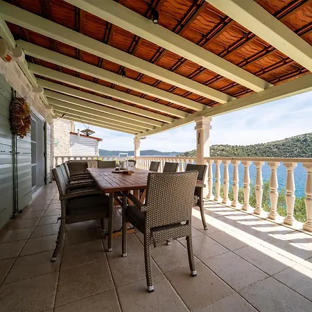 Vila Luxury Seafront Croatia With Private Heated Pool *