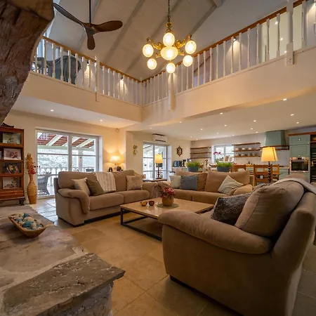 Luxury Seafront Croatia With Private Heated Pool